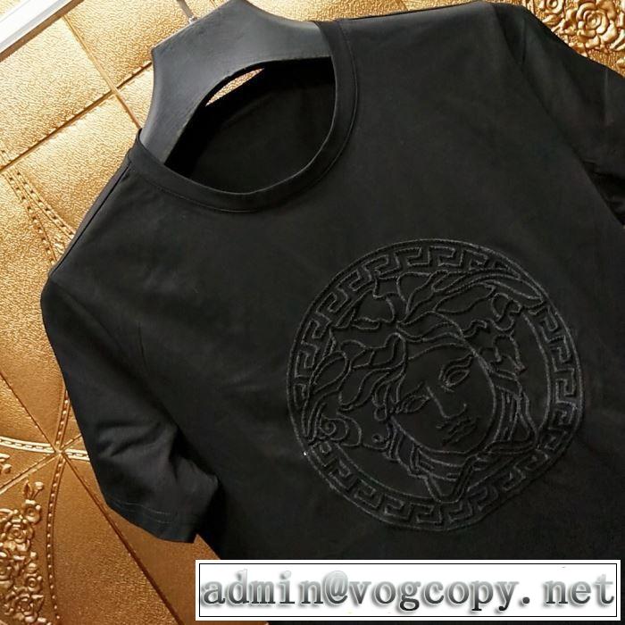 トレンドアイテムとして継続 ヴェルサーチ 2019夏ファション新品 VERSACE Tシャツ/半袖