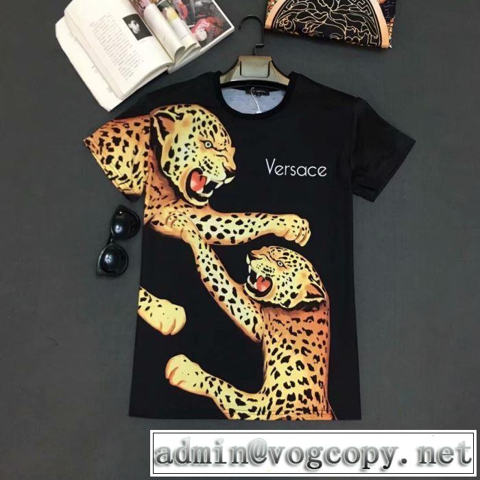 2019春夏の大注目トレンド VERSACE Tシャツ/半袖 ヴェルサーチ大人の色味  今年大人気