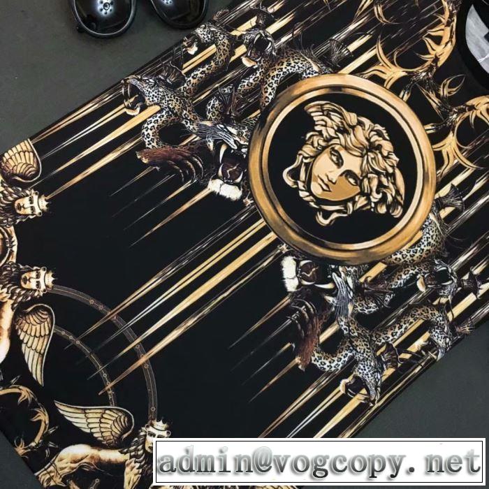 注目度が高まり最新コレクション ヴェルサーチ  VERSACE Tシャツ/半袖 2019夏ファション新品