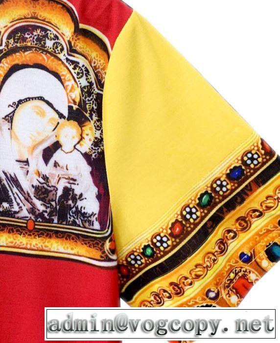 人気上昇中 ヴェルサーチ2019限定 男性に人気 VERSACE Tシャツ/半袖  海外セレブは大人気