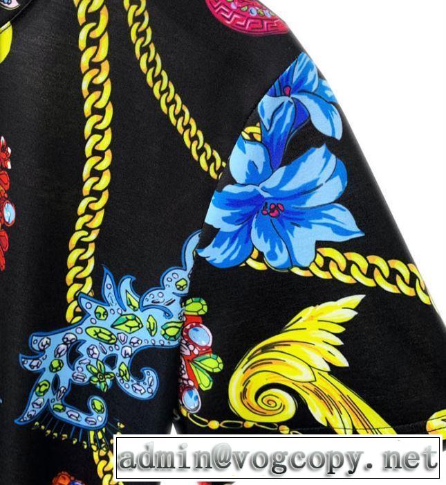 個性派さん ヴェルサーチ VERSACE 大注目日本未入荷 Tシャツ/半袖 2019年夏の一押しファッションアイテム