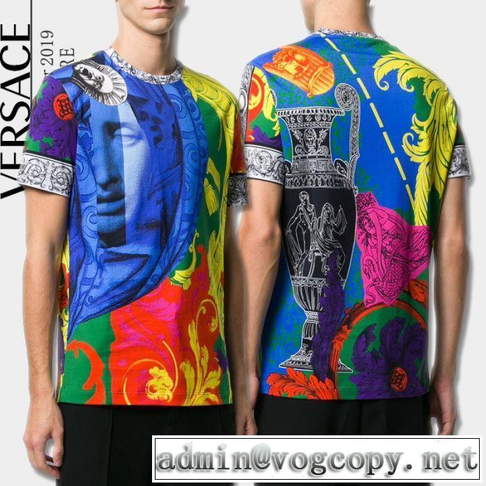 大人の色味 ヴェルサーチ夏のコーデにぴったり VERSACE Tシャツ/半袖 2019限定 男性に人気