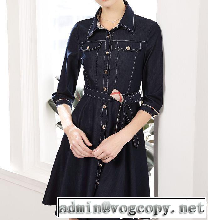 バーバリー BURBERRY ワンピース 大人カジュアル夏ファッション2019 すっきりした印象に ちょっと大人の印象