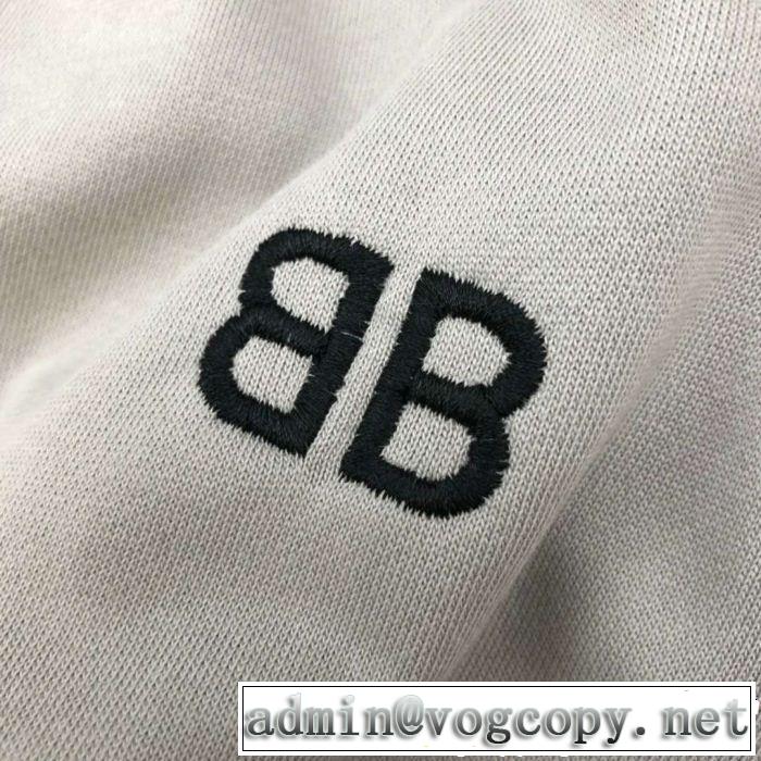 BALENCIAGA バレンシアガ ジャージ 上下セット 2019年春夏のトレンドアイテム クラシカルな雰囲気