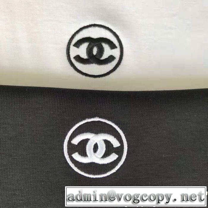 半袖Tシャツ 2色可選 2019SSのトレンド商品 春夏シンプルファッションでOK！ CH CH