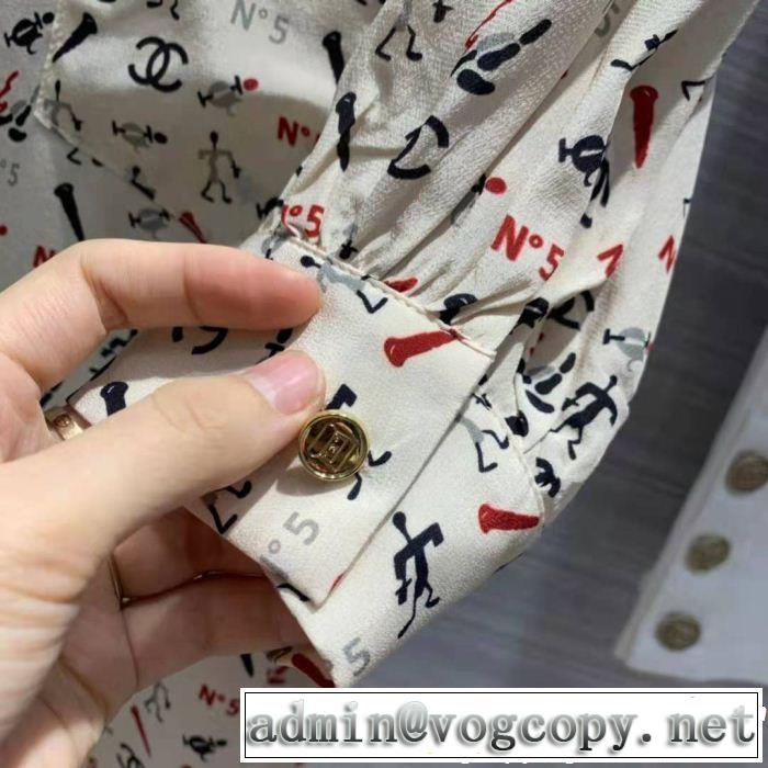 2019SSのトレンド商品 今期のトレンド定番アイテム 今から夏まで活躍する CH CH 半袖Tシャツ