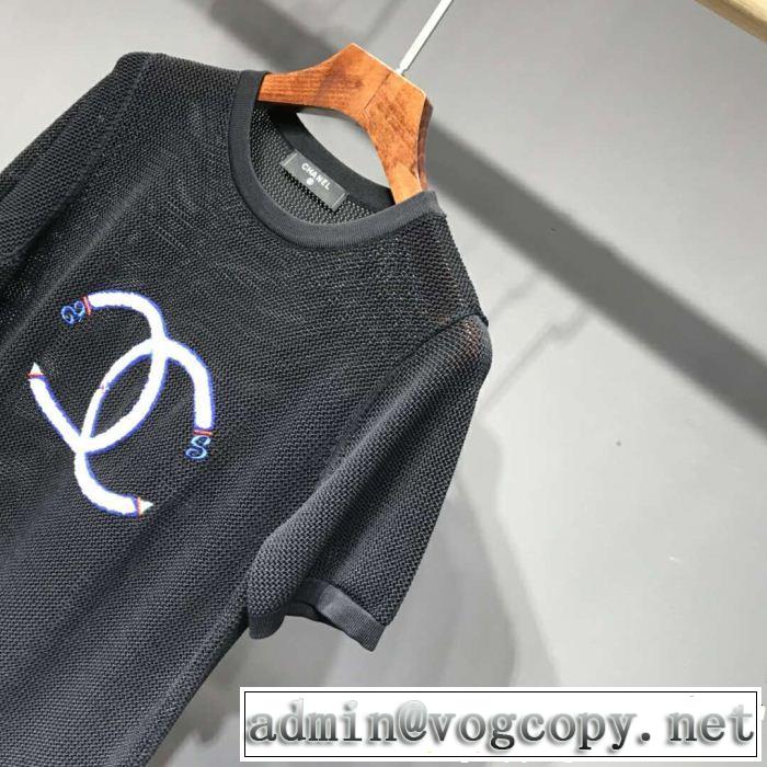 今季流行りの人気新作 2019即旬な装いに 季節感をプラス人気商品 CH CH 半袖Tシャツ 2色可選