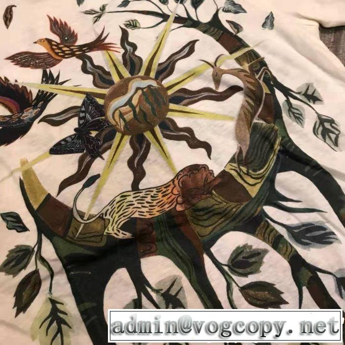DIOR ディオール 半袖Tシャツ2019年春夏シーズンの人気 グッと大人っぽい印象に