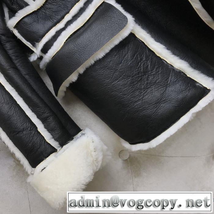 2019-20秋冬トレンドファッション バルマン BALMAIN 最新秋冬トレンドをチェック トッパーコート 秋冬流行りファション