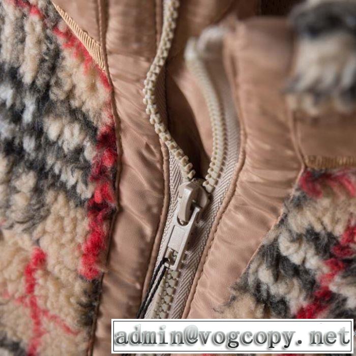 バーバリー 大胆なチェックの人気トレンド BURBERRY 秋服コーデ2019年版 ハーフコート 秋にはやる最新作を先取り