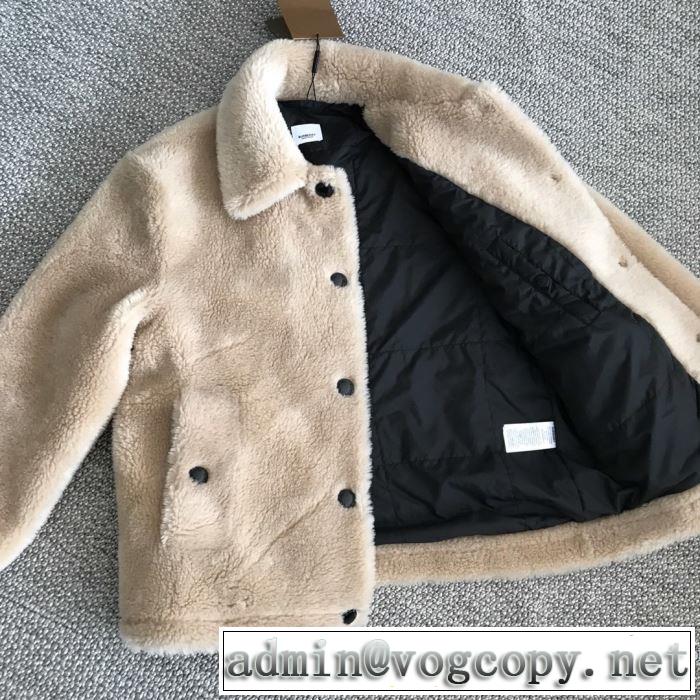 ハーフコート さわやかに新品おすすめ バーバリー 2019秋冬トレンドアイテム BURBERRY 今年注目な新品セール