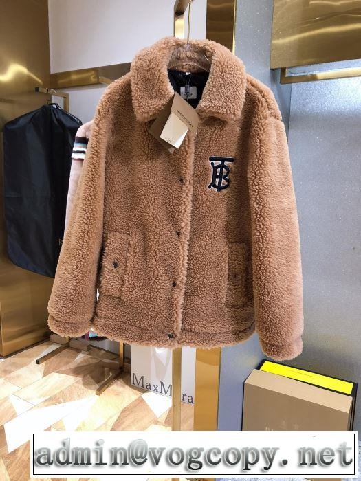 ハーフコート 今年注目すべき秋冬ファッション バーバリー ヒットする秋冬コレクション BURBERRY 2019トレンドアイテム激安