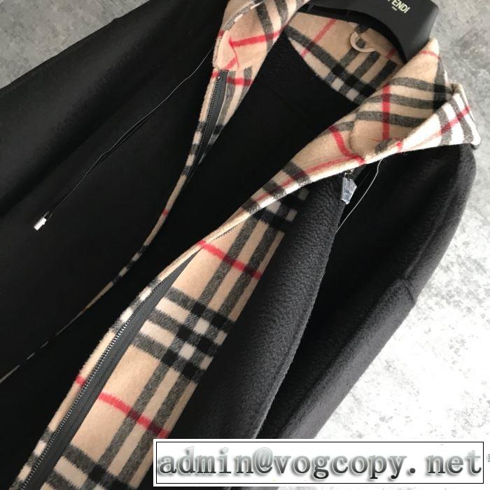 2色可選 秋冬ファッションコーディネート バーバリー 最重要！2019秋冬トレンド BURBERRY 人気ファッション雑誌でも掲載 トグルボタン付