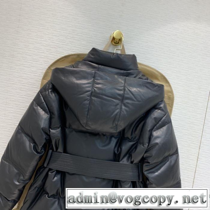 秋こそ楽しめるアイテム ダウンジャケット 今年らしいおすすめ新品 バーバリー BURBERRY 2色可選 2019秋断然ブランド推し