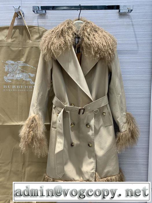 パーカー  秋冬にお世話になる定番  バーバリー 優しいのに存在感 BURBERRY 【最新】2019年秋冬のトレンド速報