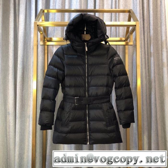 気になる2019年秋のファッション ダウンジャケット 秋トレンドの新定番 バーバリー BURBERRY 今から取り入れられるトレンド