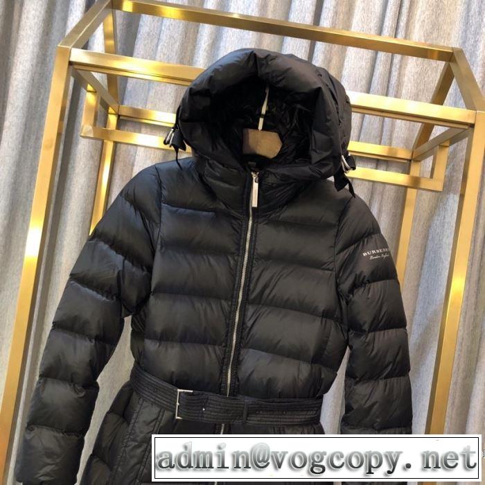 気になる2019年秋のファッション ダウンジャケット 秋トレンドの新定番 バーバリー BURBERRY 今から取り入れられるトレンド