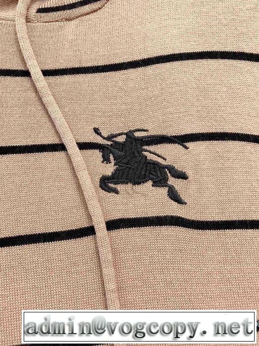 バーバリー 秋冬ファッションコーディネート BURBERRY スカート 最重要！2019秋冬トレンド 多色可選 人気ファッション雑誌でも掲載