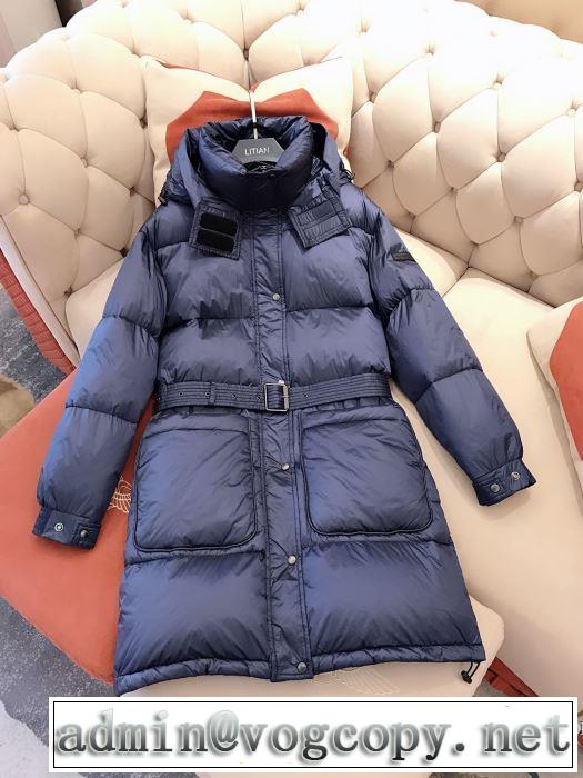 【最新】2019年秋冬のトレンド速報 バーバリー BURBERRY 優しいのに存在感 ダウンジャケット 毎日はちょっとイイ秋冬新品