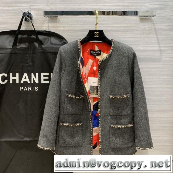 秋服コーデ2019年版 CH 大胆なチェックの人気トレンド CH ハーフコート 秋にはやる最新作を先取り