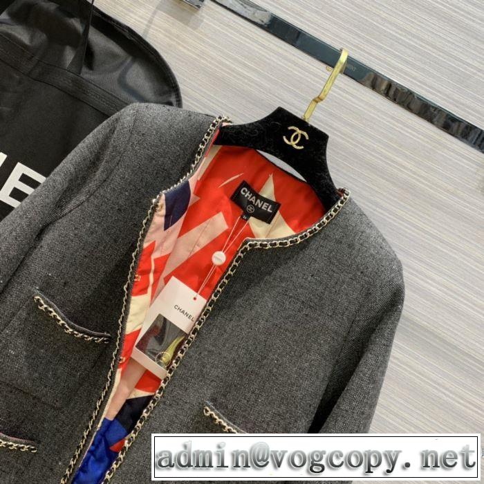秋服コーデ2019年版 CH 大胆なチェックの人気トレンド CH ハーフコート 秋にはやる最新作を先取り