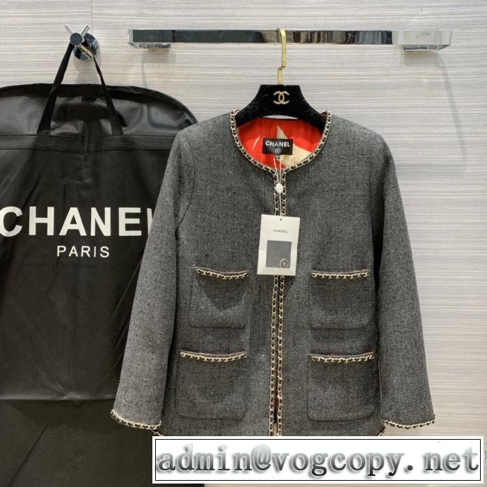秋服コーデ2019年版 CH 大胆なチェックの人気トレンド CH ハーフコート 秋にはやる最新作を先取り