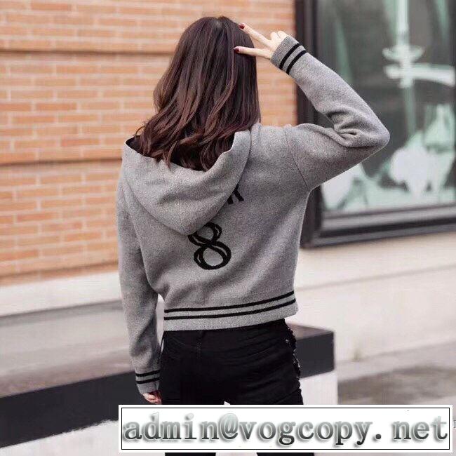 2019-20秋冬トレンドファッション ディオール DIOR 最新秋冬トレンドをチェック  パーカー 秋冬流行りファション