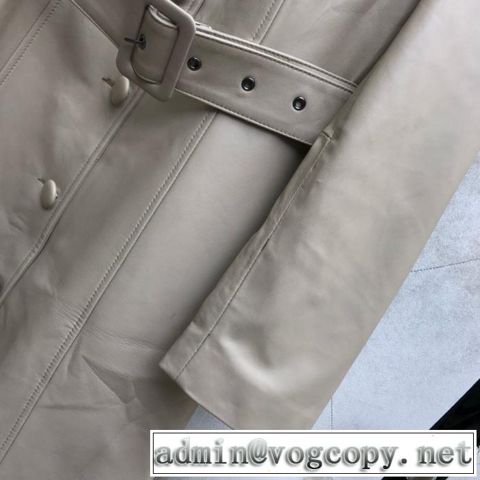今年の流行りファション ディオール DIOR 絶対おさえるべきカラーと最新  ダスター コート 最新秋冬トレンドをチェック！2019-20秋冬