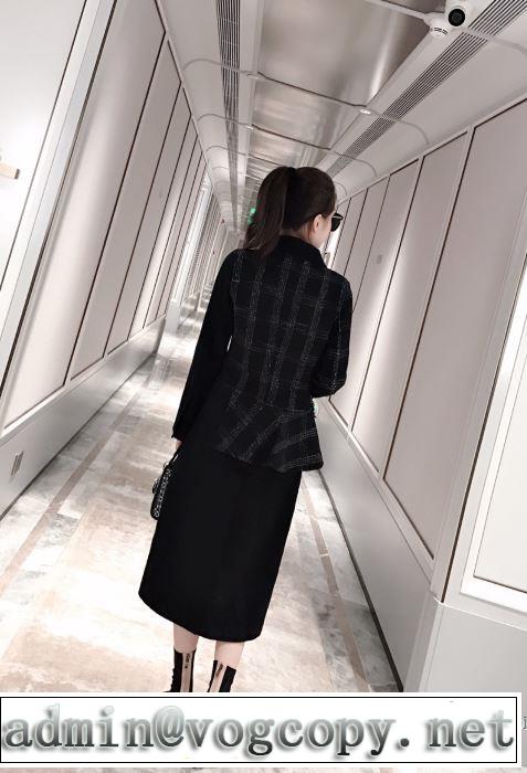 DIOR  ファッション上級者向け ディオール 素敵続くトレンド 2019秋冬トレンドデザイン  スカート 人気の秋冬新作再登場