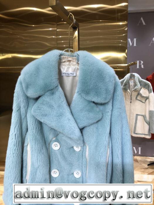 ディオール今季トレンド新作はこれ  DIOR 秋冬に大注目のカラー  ハーフコート 速報！2019年秋ファッショントレンド