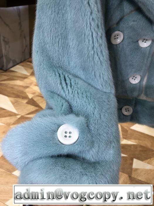 ディオール今季トレンド新作はこれ  DIOR 秋冬に大注目のカラー  ハーフコート 速報！2019年秋ファッショントレンド