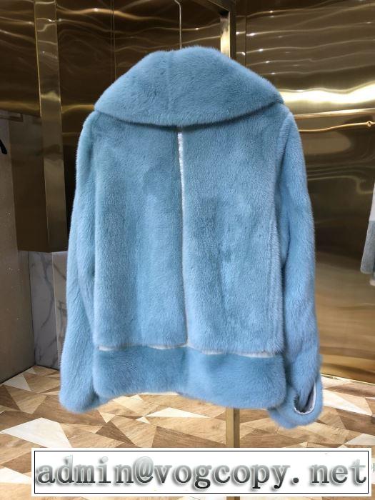ディオール今季トレンド新作はこれ  DIOR 秋冬に大注目のカラー  ハーフコート 速報！2019年秋ファッショントレンド