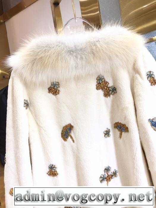 フェンディ 秋ファションのトレンド　FENDI　一番おしゃれ秋冬トレンド　ハーフコート　2019秋に注目したい