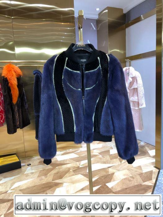 FENDI　秋冬コーデと相性がいい　フェンディ ハーフコートおしゃれなファッションコーデ　2019トレンド秋冬おすすめ安い