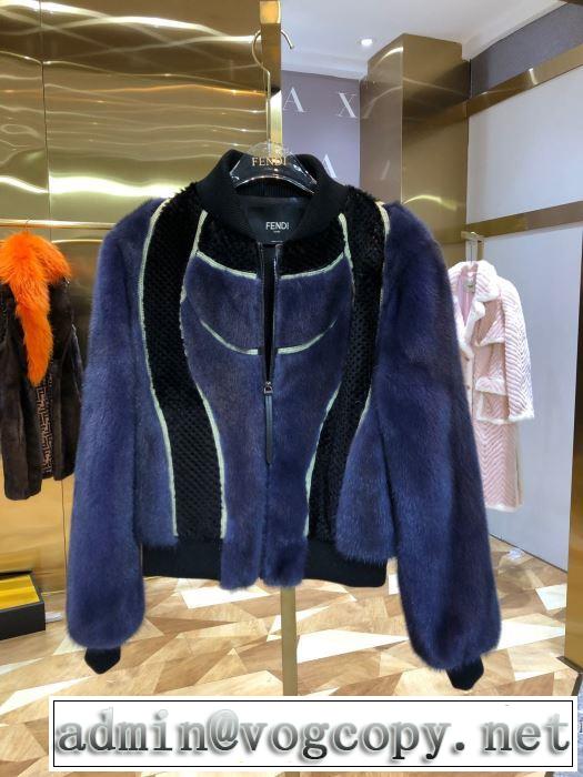 FENDI　秋冬コーデと相性がいい　フェンディ ハーフコートおしゃれなファッションコーデ　2019トレンド秋冬おすすめ安い