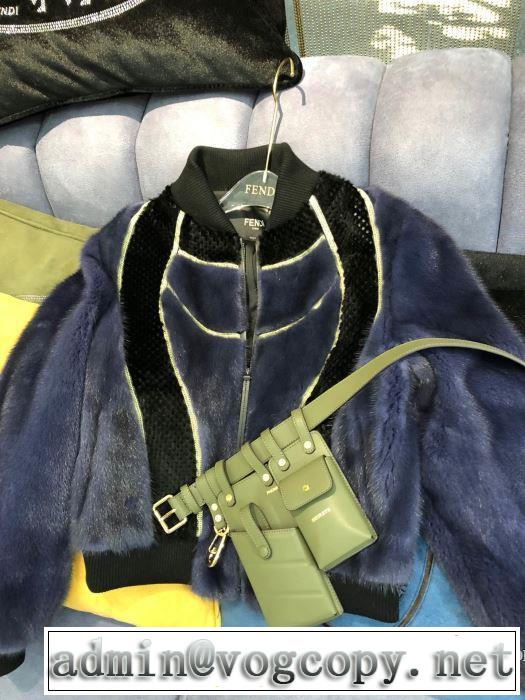 FENDI　秋冬コーデと相性がいい　フェンディ ハーフコートおしゃれなファッションコーデ　2019トレンド秋冬おすすめ安い