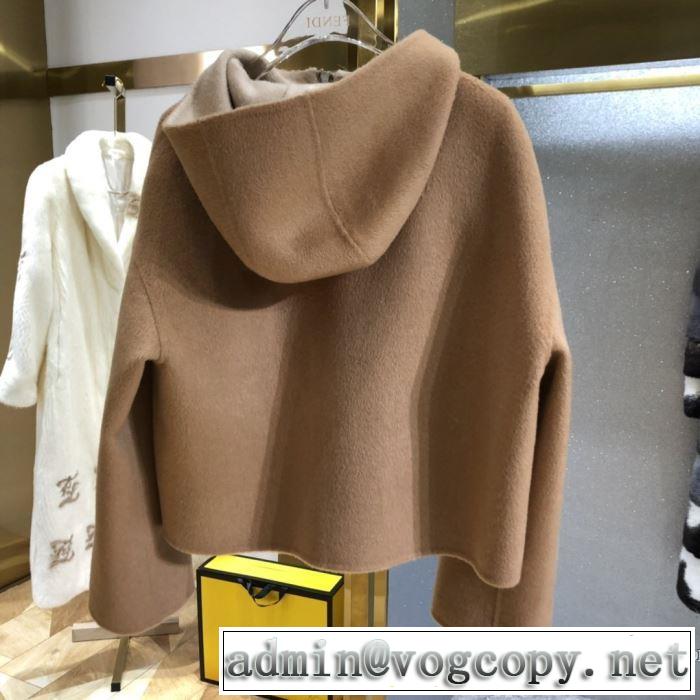 ハーフコート　秋冬にお世話になる定番　フェンディ【最新】2019年秋冬のトレンド速報　FENDI　優しいのに存在感