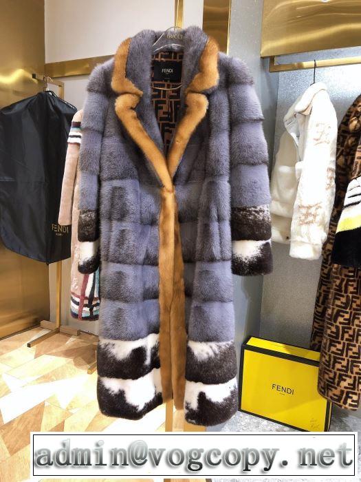 コート　おしゃれでおすすめ今季トレンド　フェンディ 今季トレンドをうまく取り　FENDI　2019トレンドファッション新品　