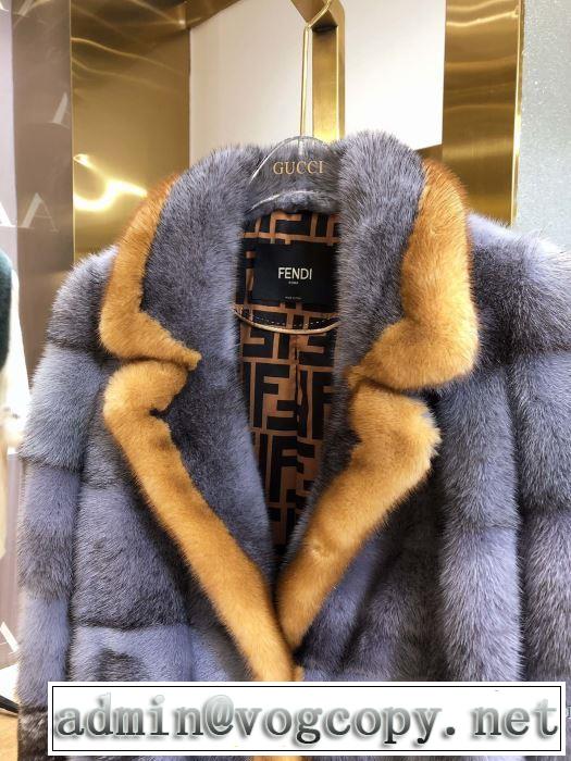 コート　おしゃれでおすすめ今季トレンド　フェンディ 今季トレンドをうまく取り　FENDI　2019トレンドファッション新品　
