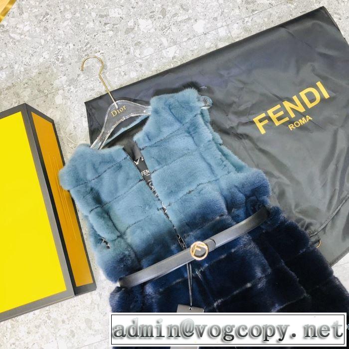 2019-20秋冬トレンドファッション　フェンディ 最新秋冬トレンドをチェック　FENDI　スカート　秋冬流行りファション