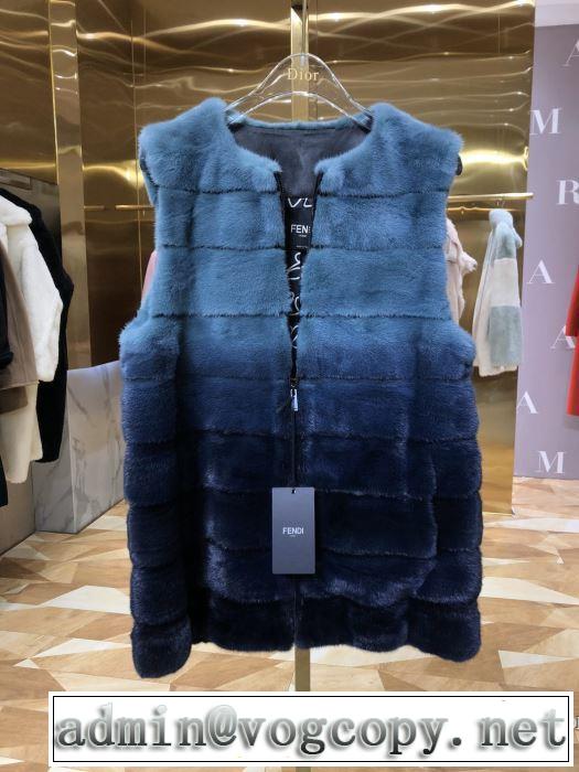 フェンディ【2019秋冬トレンド】押さえておきたい　 FENDI　サイズのよさを感じる新作　トップス　秋にこれがはやりそう