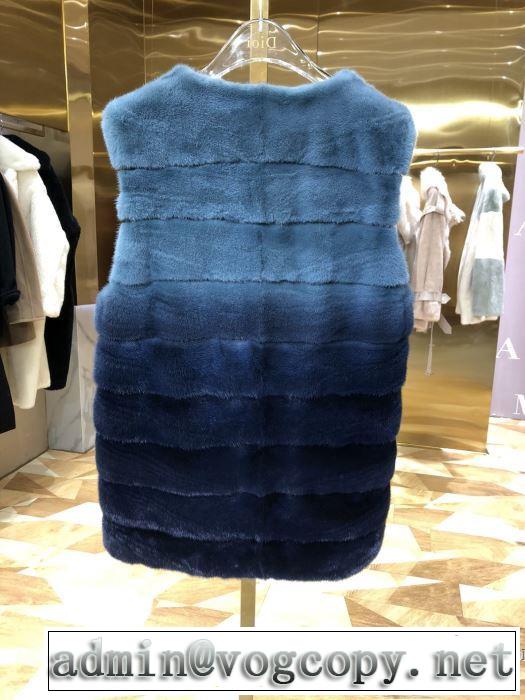 フェンディ【2019秋冬トレンド】押さえておきたい　 FENDI　サイズのよさを感じる新作　トップス　秋にこれがはやりそう