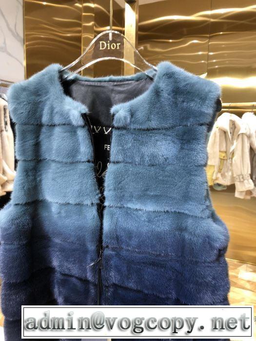 フェンディ【2019秋冬トレンド】押さえておきたい　 FENDI　サイズのよさを感じる新作　トップス　秋にこれがはやりそう