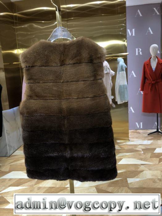 注目の秋ファッション一番　フェンディ FENDI　2019秋冬トレンド押さえておきたい　トップス　おしゃれに秋を迎えるために