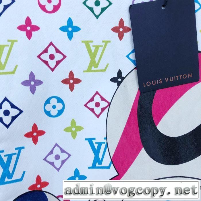 ルイ ヴィトン 2019秋冬トレンドデザイン　LOUIS VUITTON　素敵続くトレンド　プルオーバーパーカー　人気の秋冬新作再登場