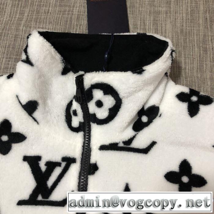 ルイ ヴィトン 秋冬ファッションコーディネート　LOUIS VUITTON　最重要！2019秋冬トレンド　ハーフコート　人気ファッション雑誌でも掲載