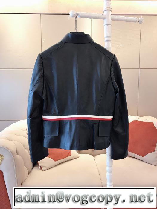 今年らしいおすすめ新品　ルイ ヴィトン 2019秋断然ブランド推し　LOUIS VUITTON　トップス　おしゃれなファッションコーデ