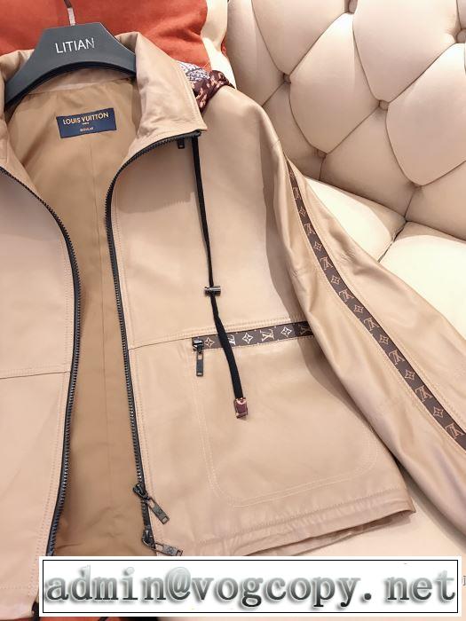 おしゃれなファッションコーデ　ルイ ヴィトン LOUIS VUITTON　【最新】2019年秋冬のトレンド速報　フード付きコート