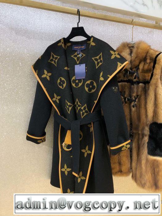 フード付きコート　注目の秋ファッション一番　ルイ ヴィトン　2019秋冬トレンド押さえておきたい　 LOUIS VUITTON