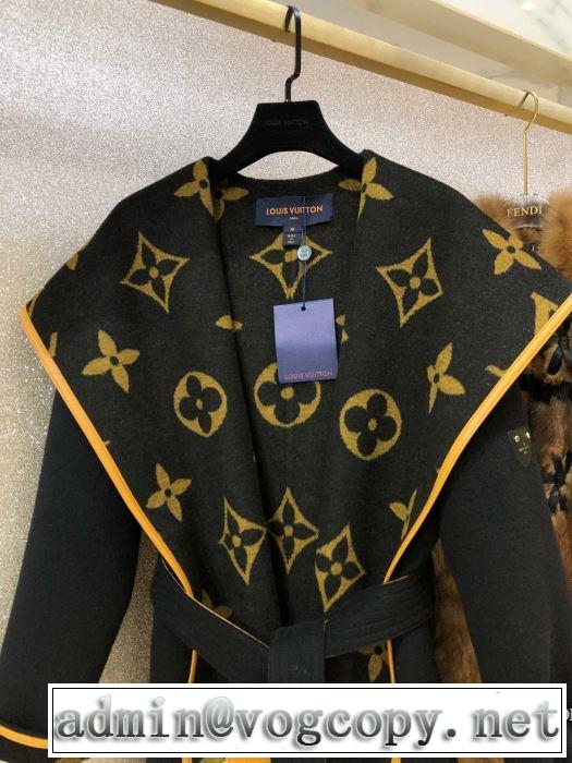 フード付きコート　注目の秋ファッション一番　ルイ ヴィトン　2019秋冬トレンド押さえておきたい　 LOUIS VUITTON